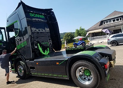 Spezialfahrzeugbau Strempel. Sonderaufbau eines Lkw